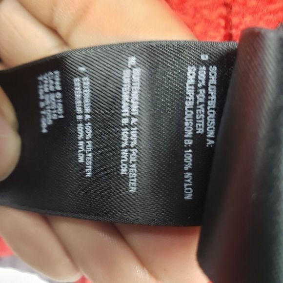 The North Face Kids Red and Gray Jacket - Picture 11 of 16